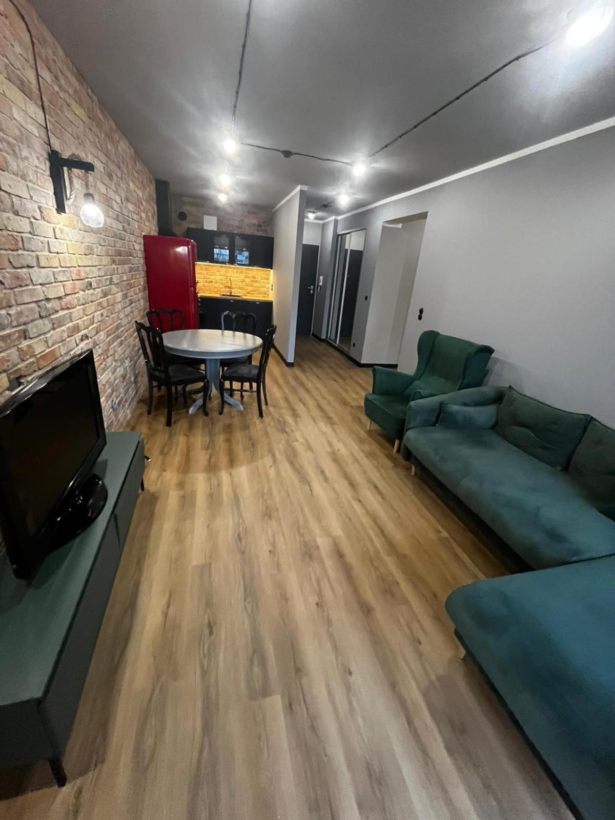 Apartament Z Widokiem Na Stadion Styl Industrialny Jedyny Taki Check In 24 H بوزنان المظهر الخارجي الصورة