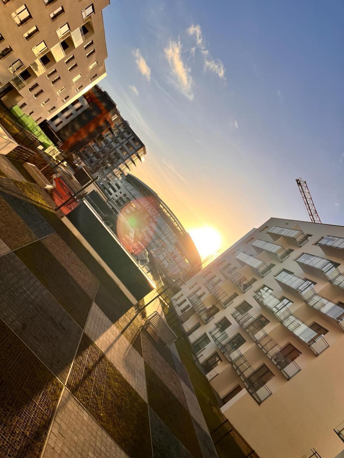 Apartament Z Widokiem Na Stadion Styl Industrialny Jedyny Taki Check In 24 H بوزنان المظهر الخارجي الصورة