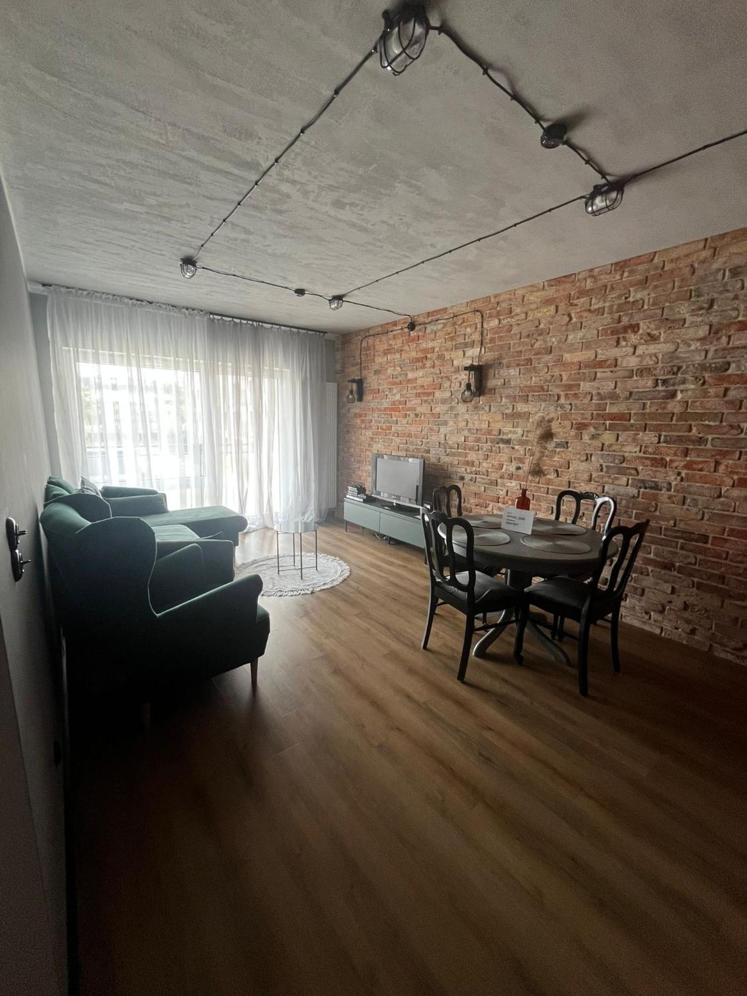 Apartament Z Widokiem Na Stadion Styl Industrialny Jedyny Taki Check In 24 H بوزنان المظهر الخارجي الصورة